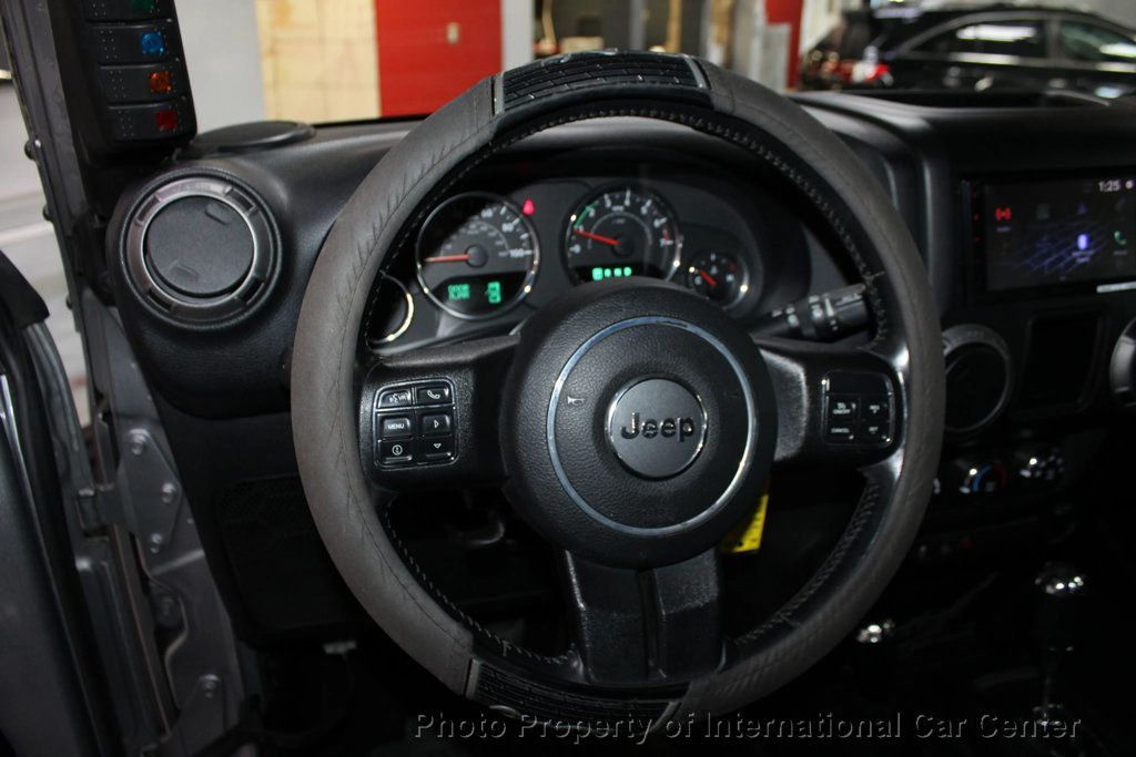 2016 Jeep Wrangler Unlimited 4WD 4dr Sport - 22942428 - 15