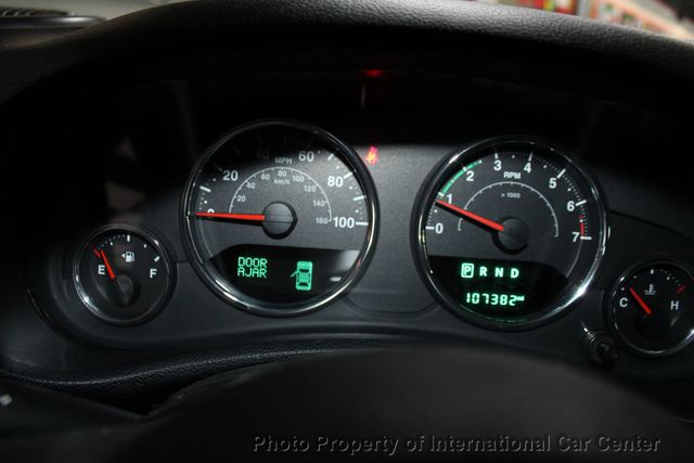 2016 Jeep Wrangler Unlimited 4WD 4dr Sport - 22942428 - 16