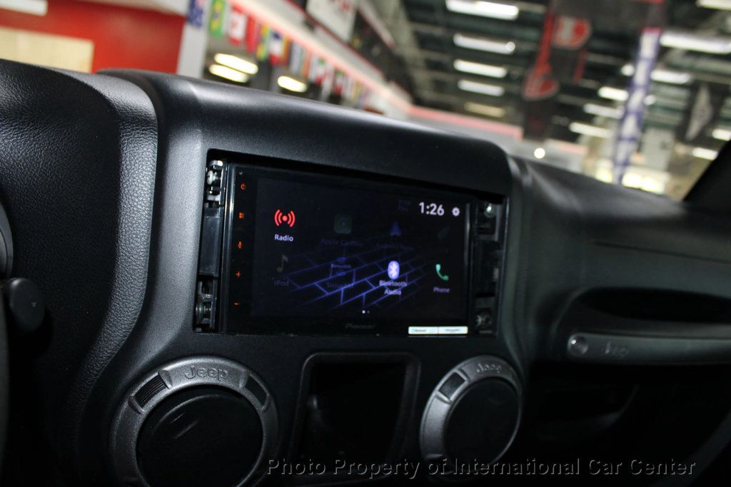 2016 Jeep Wrangler Unlimited 4WD 4dr Sport - 22942428 - 19