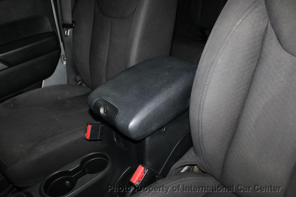 2016 Jeep Wrangler Unlimited 4WD 4dr Sport - 22942428 - 20