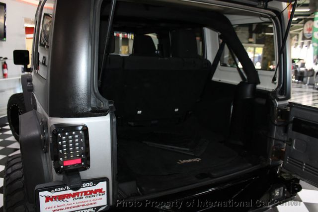 2016 Jeep Wrangler Unlimited 4WD 4dr Sport - 22942428 - 26