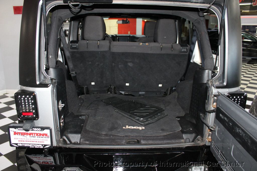 2016 Jeep Wrangler Unlimited 4WD 4dr Sport - 22942428 - 27