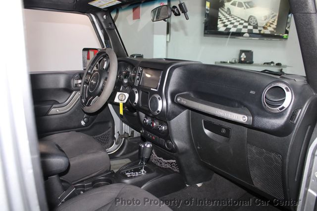 2016 Jeep Wrangler Unlimited 4WD 4dr Sport - 22942428 - 36