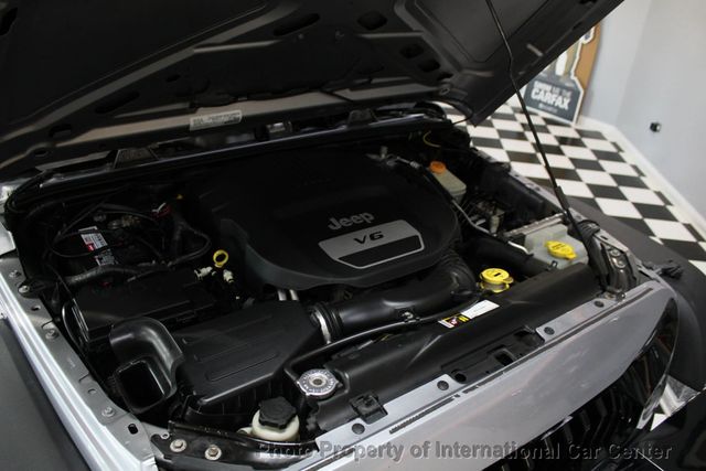 2016 Jeep Wrangler Unlimited 4WD 4dr Sport - 22942428 - 39