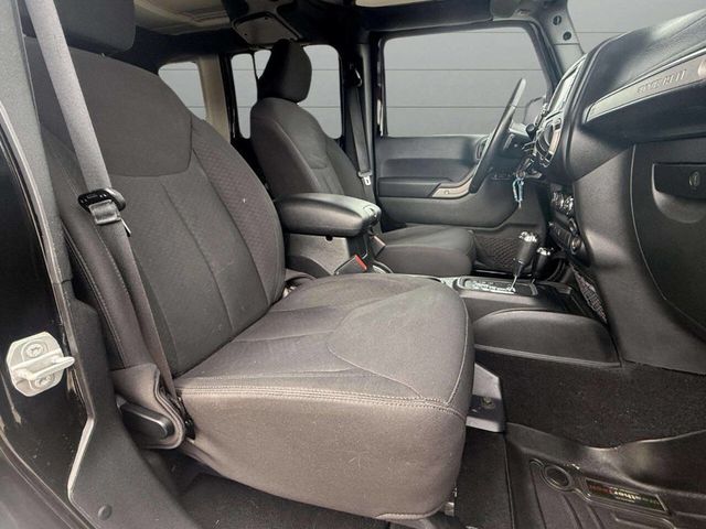 2016 Jeep Wrangler Unlimited 4WD 4dr Sport - 22930521 - 10