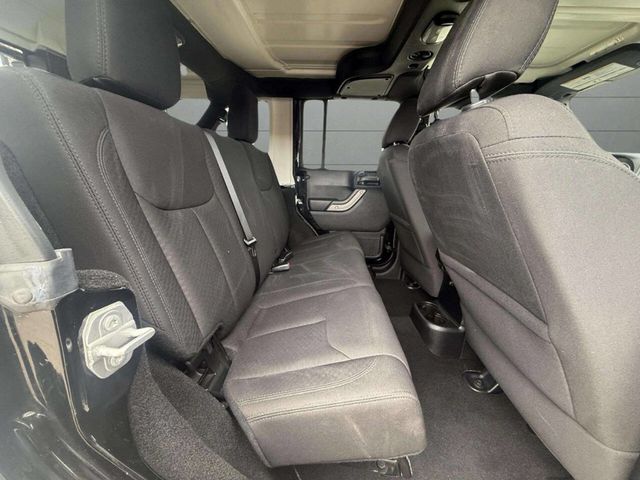 2016 Jeep Wrangler Unlimited 4WD 4dr Sport - 22930521 - 12