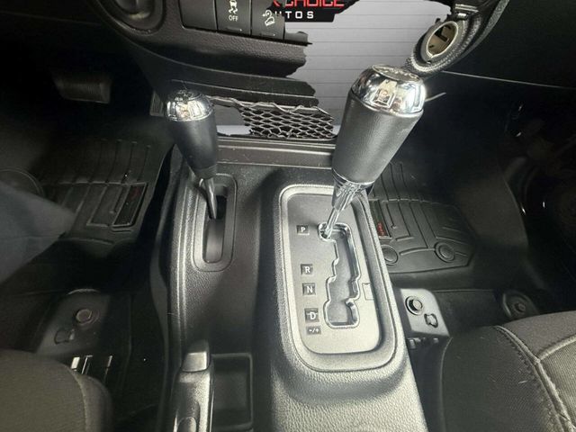 2016 Jeep Wrangler Unlimited 4WD 4dr Sport - 22930521 - 25
