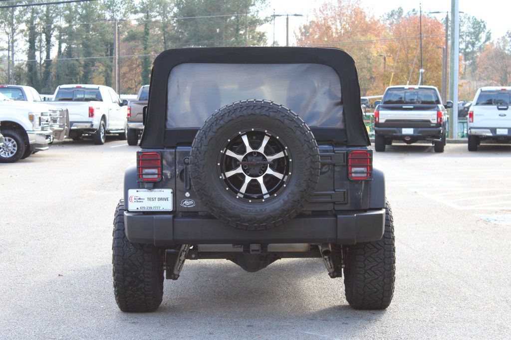 2016 Jeep Wrangler Unlimited Sport photo 4