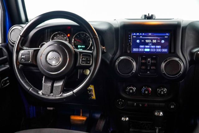 2016 Jeep Wrangler Unlimited 4WD 4dr Sport - 23078667 - 17
