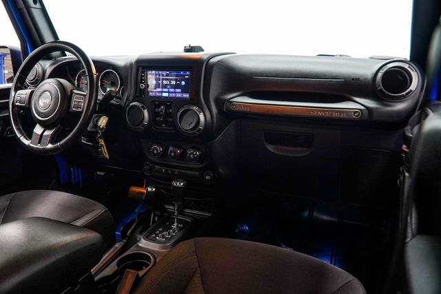 2016 Jeep Wrangler Unlimited 4WD 4dr Sport - 23078667 - 19