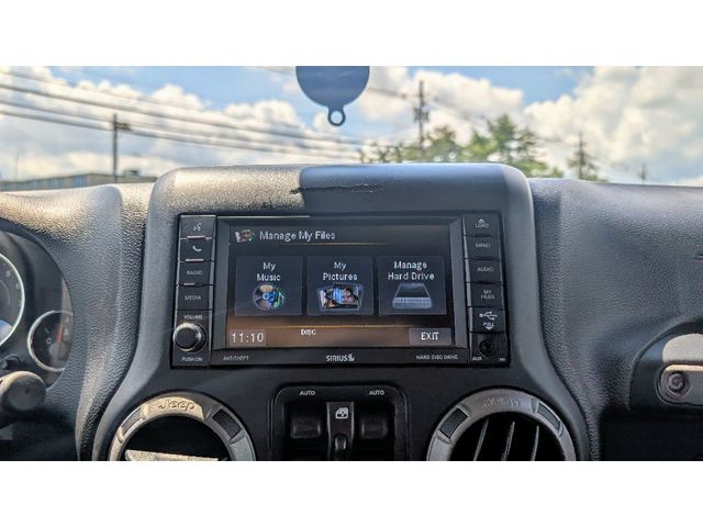 2016 Jeep Wrangler Unlimited 4WD 4dr Sport - 22871199 - 24