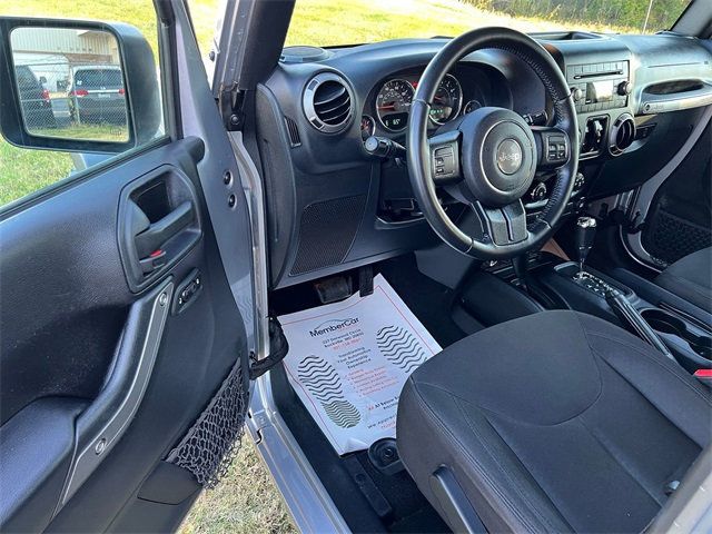 2016 Jeep Wrangler Unlimited 4WD 4dr Sport - 22942972 - 9
