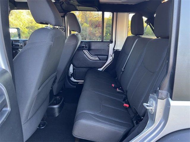 2016 Jeep Wrangler Unlimited 4WD 4dr Sport - 22942972 - 11
