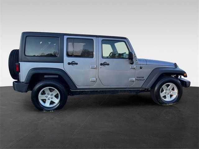2016 Jeep Wrangler Unlimited 4WD 4dr Sport - 22942972 - 5
