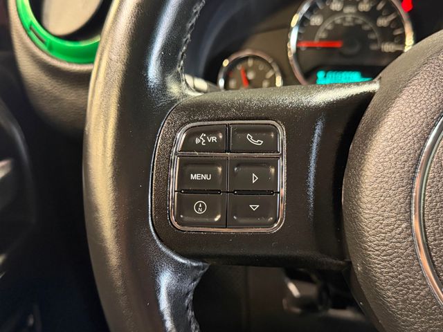 2016 Jeep Wrangler Unlimited 4WD 4dr Sport - 23012561 - 23