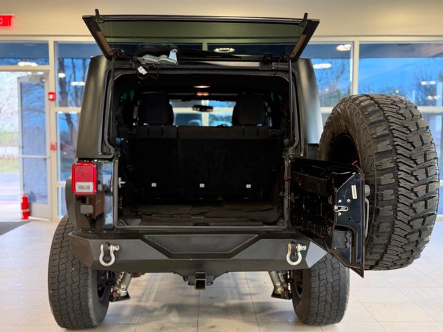 2016 Jeep Wrangler Unlimited 4WD 4dr Sport - 23012561 - 32