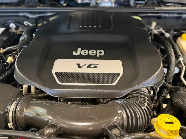2016 Jeep Wrangler Unlimited 4WD 4dr Sport - 23012561 - 34