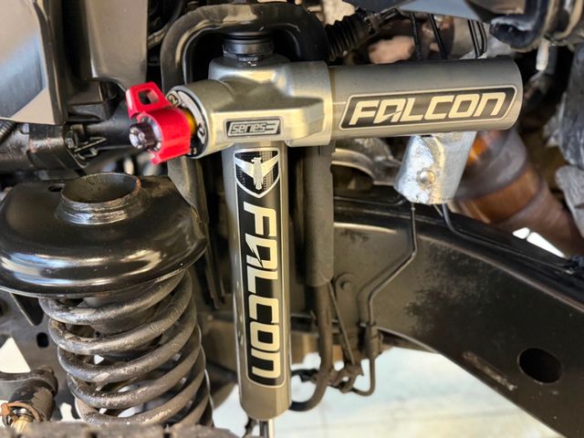 2016 Jeep Wrangler Unlimited 4WD 4dr Sport - 23012561 - 37