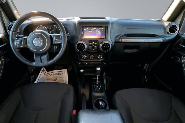 2016 Jeep Wrangler Unlimited 4WD 4dr Sport - 23076155 - 19