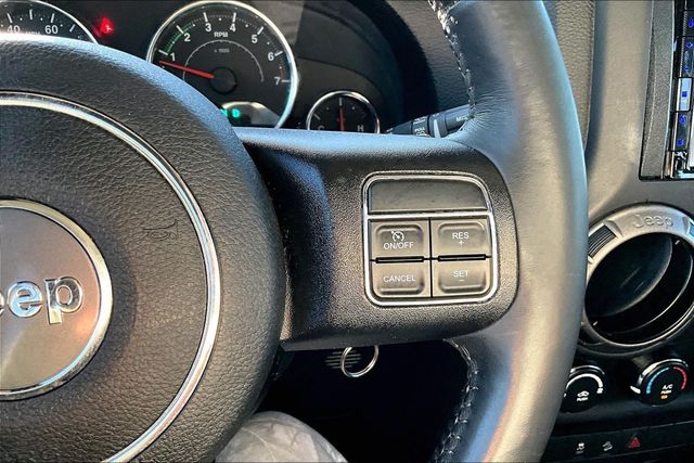 2016 Jeep Wrangler Unlimited 4WD 4dr Sport - 23076155 - 22