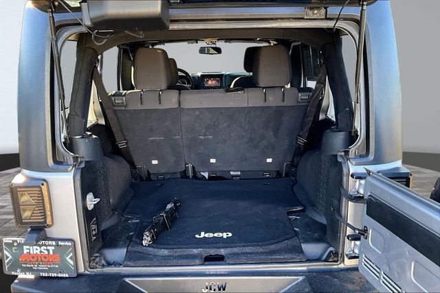 2016 Jeep Wrangler Unlimited 4WD 4dr Sport - 23076155 - 33