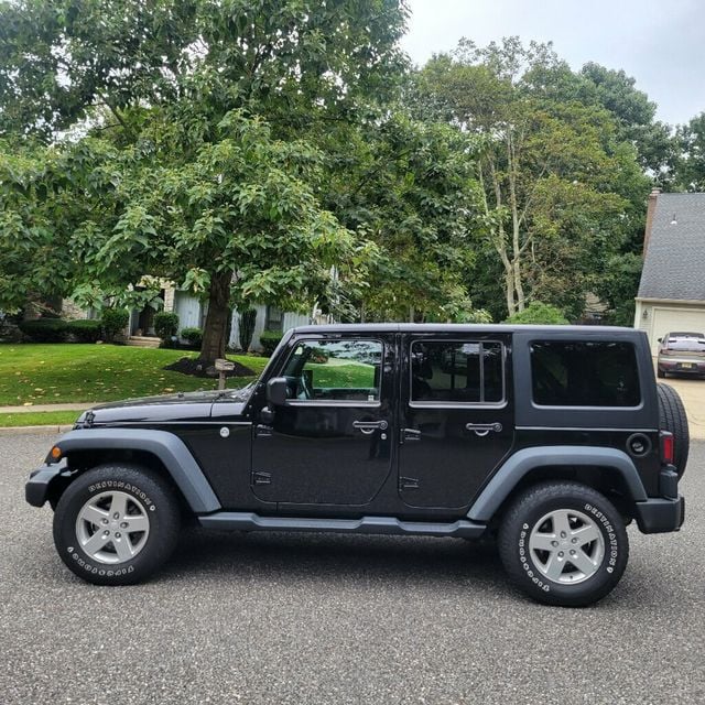 2016 Jeep Wrangler Unlimited 4WD 4dr Sport - 22580797 - 1