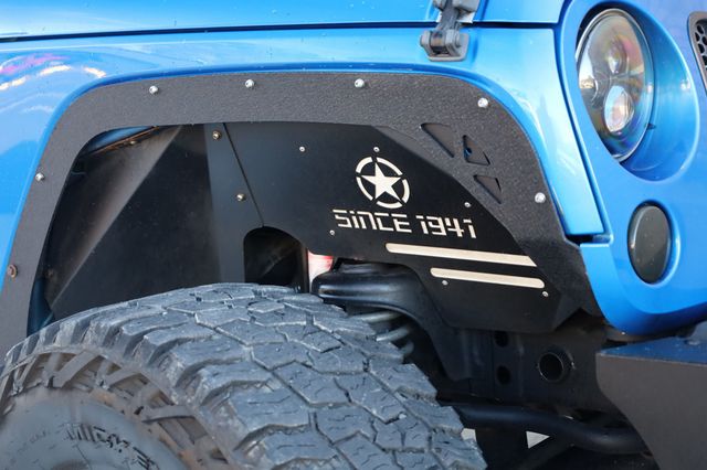 2016 Jeep Wrangler Unlimited 4WD 4dr Sport S - 22965165 - 11