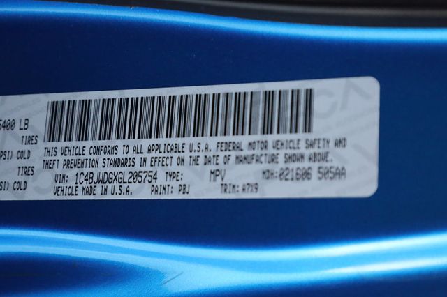 2016 Jeep Wrangler Unlimited 4WD 4dr Sport S - 22965165 - 13