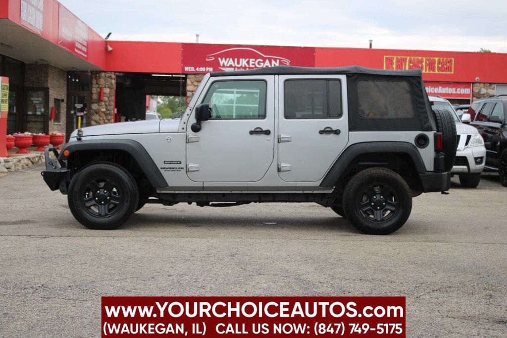 2016 Jeep Wrangler Unlimited 4WD 4dr Willys Wheeler - 22909847 - 7