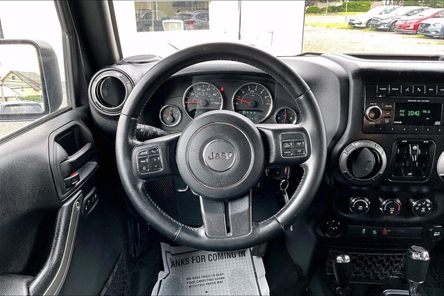 2016 Jeep Wrangler Unlimited 4WD 4dr Willys Wheeler - 23068395 - 20