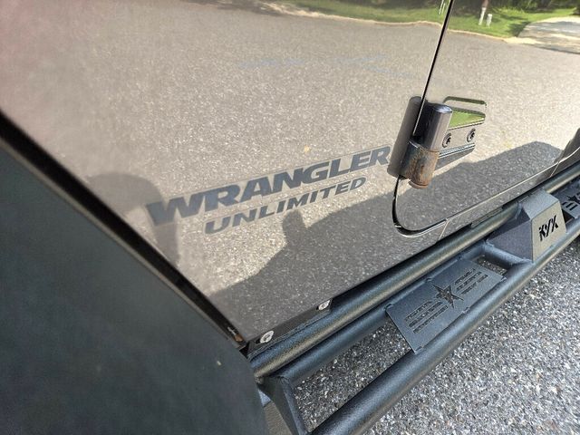 2016 Jeep Wrangler Unlimited 4WD 4dr Willys Wheeler - 23060861 - 9