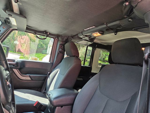 2016 Jeep Wrangler Unlimited 4WD 4dr Willys Wheeler - 23060861 - 12