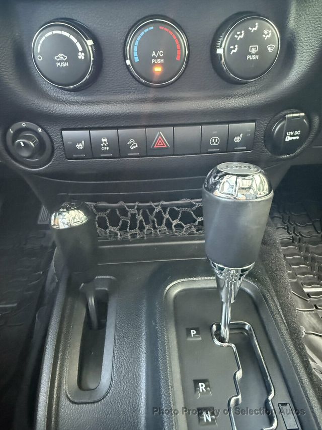 2016 Jeep Wrangler Unlimited 4WD RUBICON W/3-PIECE HARDTOP & ALPINE SOUND - 23071399 - 24
