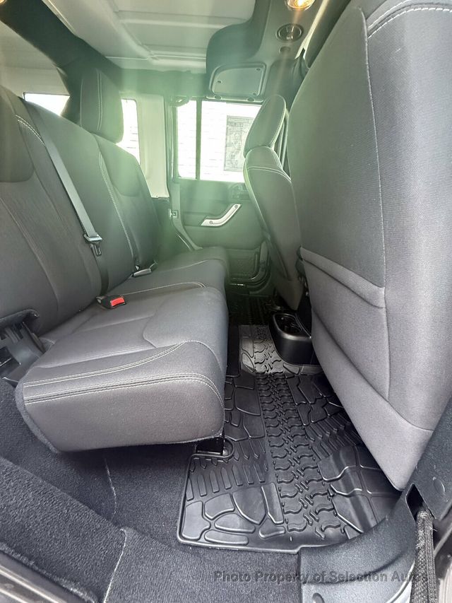 2016 Jeep Wrangler Unlimited 4WD RUBICON W/3-PIECE HARDTOP & ALPINE SOUND - 23071399 - 34