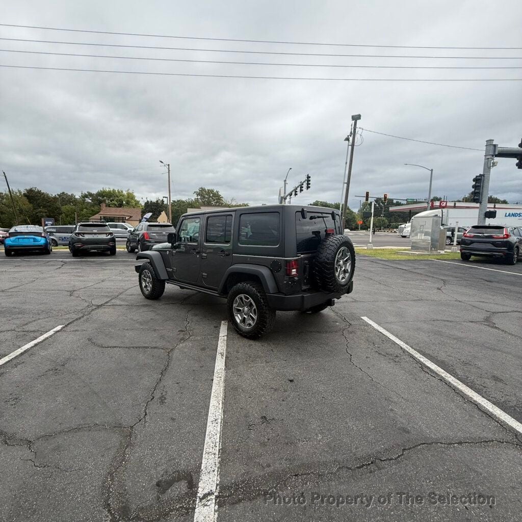 Jeep Wrangler photo 10