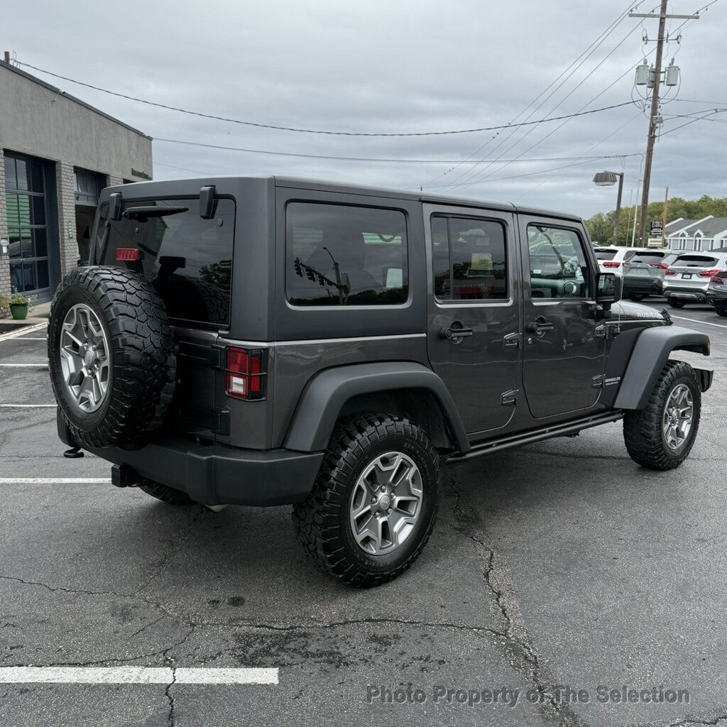 Jeep Wrangler photo 16