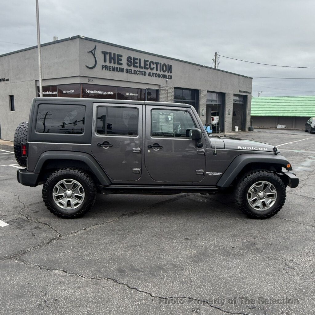 Jeep Wrangler photo 18