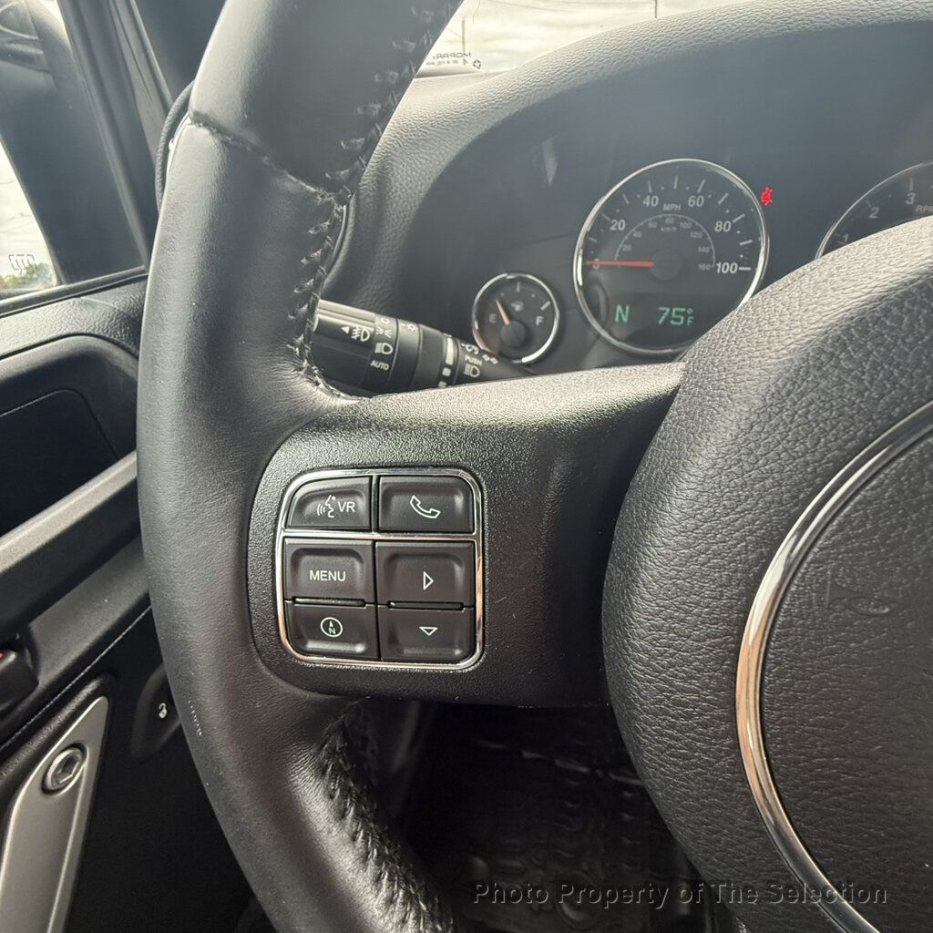 Jeep Wrangler photo 33