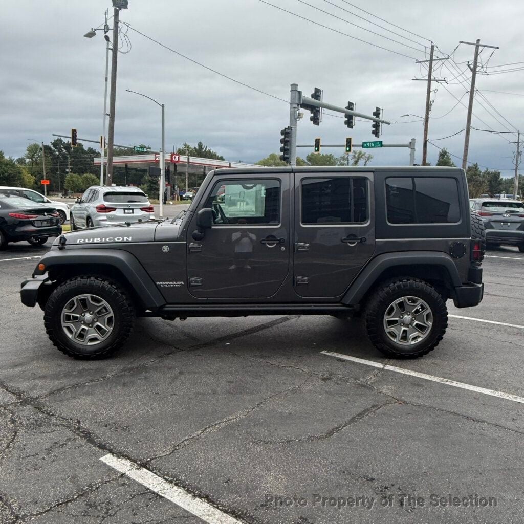 Jeep Wrangler photo 9