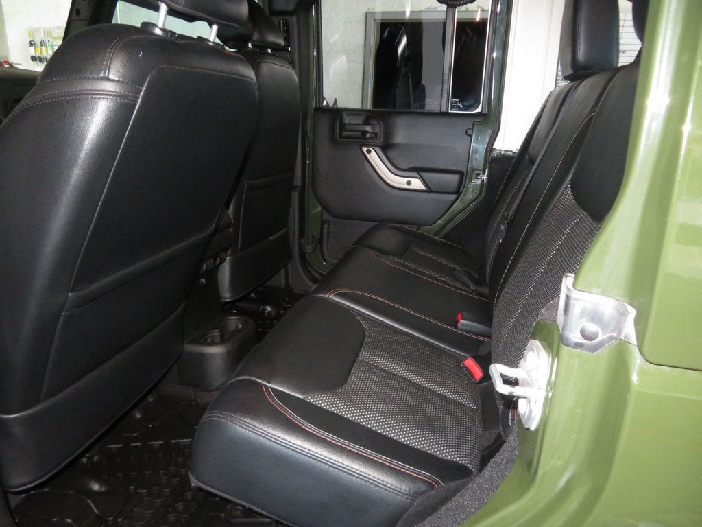2016 Jeep Wrangler Unlimited Anniversary Edition photo 19