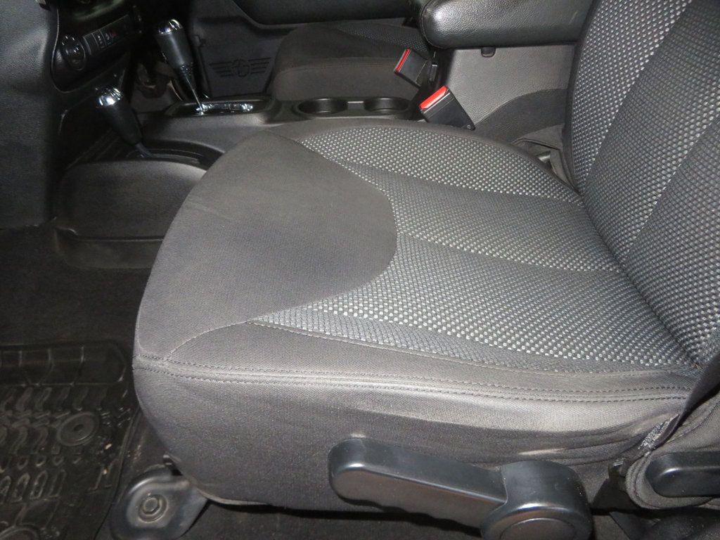 2016 Jeep Wrangler Unlimited 4X4 HARDTOP UNLIMITED BLACK BEAR EDITION LOW MILES EXTRA CLEAN  - 22988211 - 20