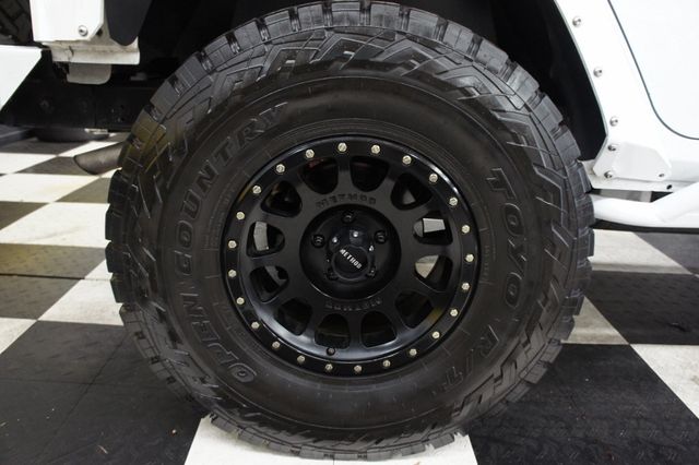 2016 Jeep Wrangler Unlimited DV8 OFF ROAD BUILT, Extras!! - 22822109 - 9