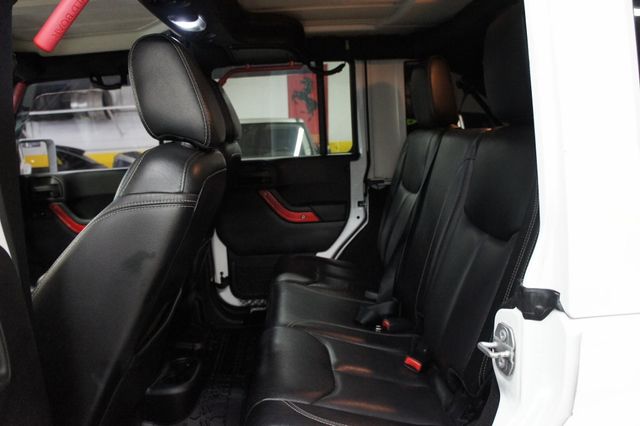 2016 Jeep Wrangler Unlimited DV8 OFF ROAD BUILT, Extras!! - 22822109 - 35