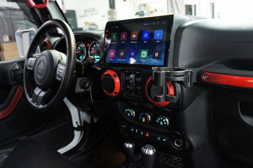 2016 Jeep Wrangler Unlimited photo 4