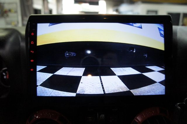 2016 Jeep Wrangler Unlimited DV8 OFF ROAD BUILT, Extras!! - 22822109 - 42