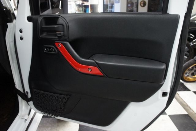 2016 Jeep Wrangler Unlimited DV8 OFF ROAD BUILT, Extras!! - 22822109 - 58