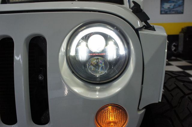 2016 Jeep Wrangler Unlimited DV8 OFF ROAD BUILT, Extras!! - 22822109 - 62