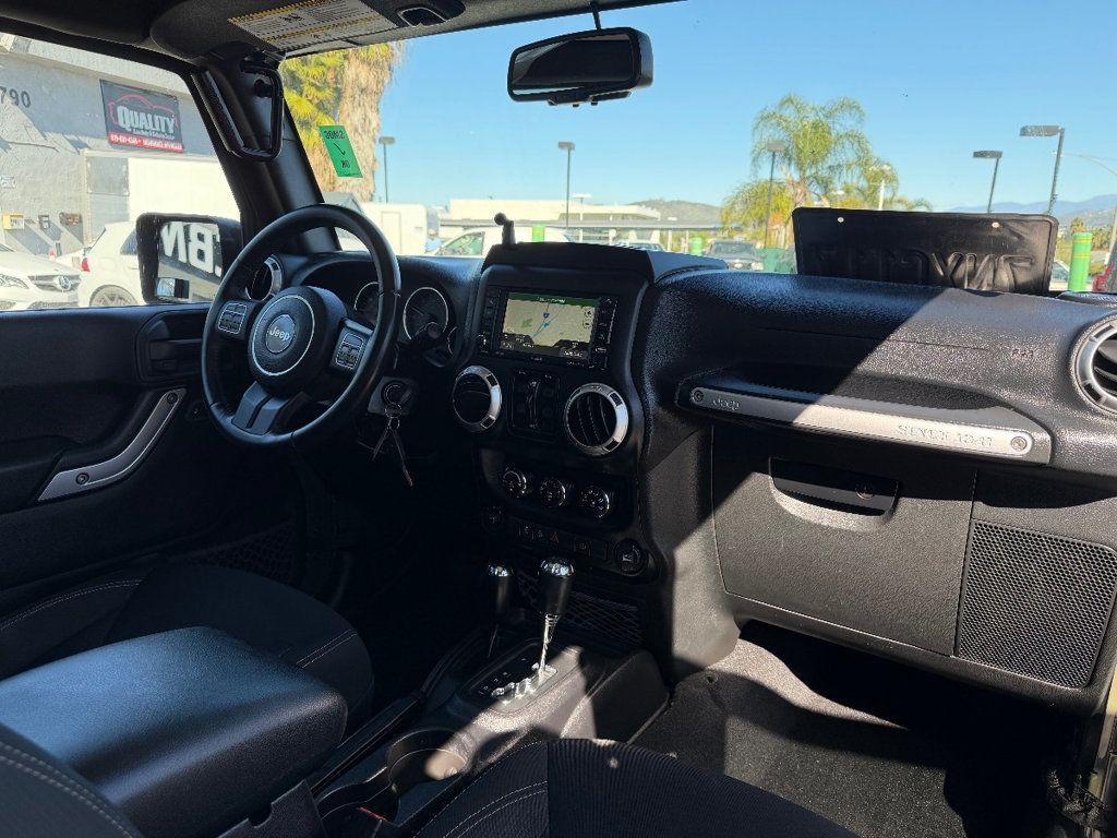 2016 Jeep Wrangler Unlimited Rubicon - 22979546 - 24