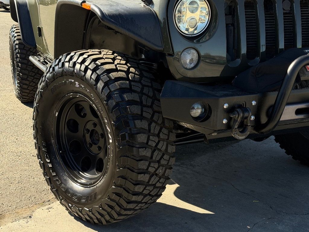 2016 Jeep Wrangler Unlimited Rubicon - 22979546 - 2