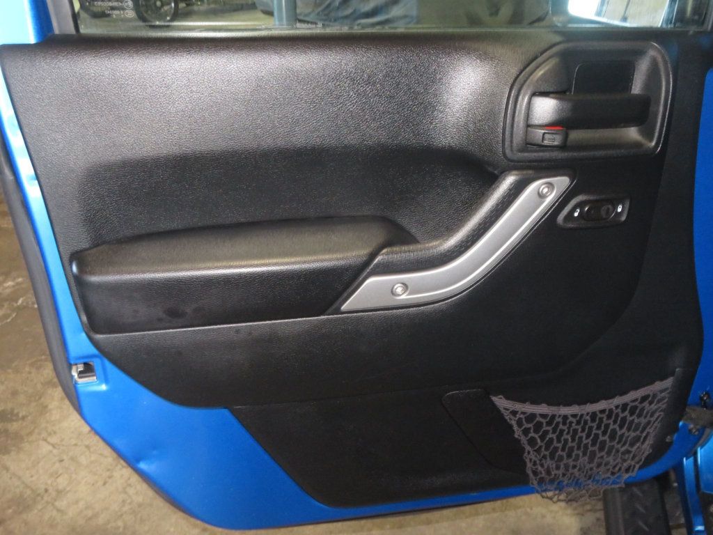 2016 Jeep Wrangler Unlimited RUBICON EXTAR CLEAN 4DOOR HARDTOP WRANGLER 2OWNER LOW MILES  - 22961356 - 17